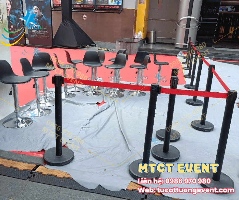 Trụ Barrier dây kéo 3